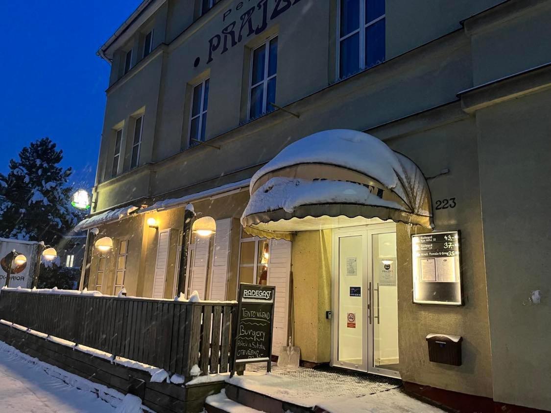 Penzion Prajzko, Hronov ภายนอก รูปภาพ
